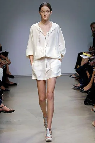 Look 17